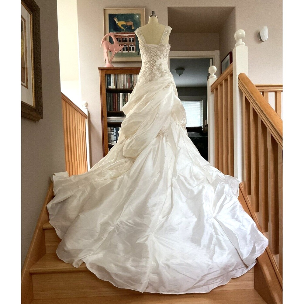 Maggie Sottero Imperial Gowns Haute Couture Corset Wedding Dress Size 10